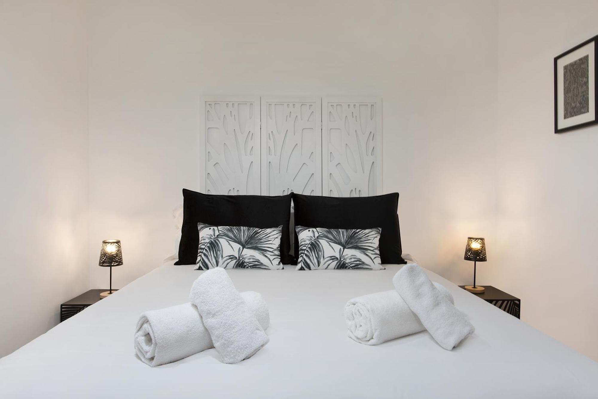 Stay U-Nique Apartments Gaudi I Барселона Екстериор снимка